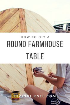 Round Table Seating, Diy Round Dining Table, Table Seating Wedding, Wedding Round Table, Round Farmhouse Dining Table, Wood Table Dining, Round Farmhouse Table, Stain Furniture, Table Pallet