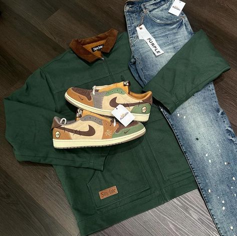 Green Dunks Outfit Men, Olive Green Dunks Outfit, Olive Green Dunks, Green Dunks Outfit, Dunks Outfit Men, Jordan 4s Outfit, Green Dunks, Hype Outfits, 4s Outfit