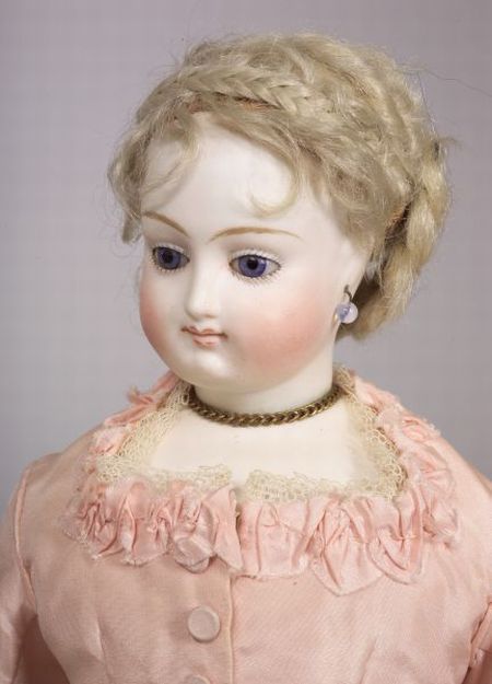 Early Bru French Fashion Doll with Costume History | Sale Number 2345, Lot Number 709 | Skinner Auctioneers Technology Toys, Porcelain Dolls Value, Antique Porcelain Dolls, Indian Dolls, Lady Doll, Antique Fashion, Victorian Dolls, China Dolls, French Dolls