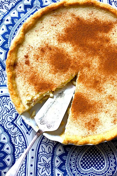 Melktert Recipe, Milktart Recipe, South African Dishes, African Dessert, Milk Tart, South African Recipes, Sweet Pastries, Tart Recipes, African Food