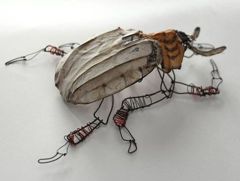 Wire Beetle, Animal Bags, 3d Chocolate, 3d Art Projects, Puppy Backpack, Wire Sculptures, Viborg, Bug Art, Art Wire