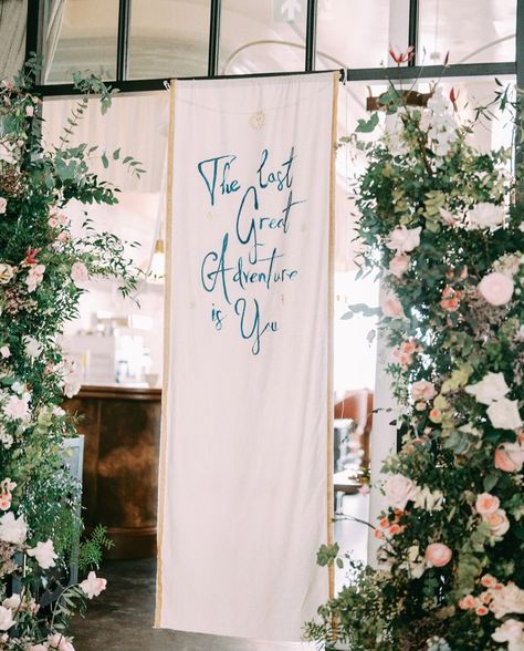 Hand painted fabric signage, a softer look to traditional cardboard signs and perfect for a destination wedding given how easy they are to fold and pack. ♻️ Hand painted onto pre used cotton ♻️ Finished with deadstock velvet ribbon Photoshoot details ⬇️ Wedding Planner/Consultant @taniarussellweddings Venue @guesthousehotels Photographer @slphotoandfilm Stylist & Decor @thelittleweddingwarehouse Flowers @ultramarineflowers Stationery @chloedesignsthings #weddinginspo #wedding #station... Fabric Signage Wedding, Fabric Wedding Welcome Sign, Hand Painted Wedding Welcome Sign, Linen Welcome Sign Wedding, Wedding Welcome Sign Handwritten, Hand Painted Fabric, Velvet Ribbon, Fabric Painting, Engagement Party