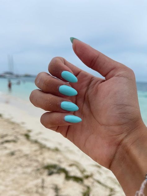 beach nails,short nails,nail designs for short nails,summer nails,french nails, Mexico Nail Inspiration, Vacation Nails Almond Shape Blue, Blue Nails Beach Vibes, Nail For The Beach, Vacation Nails Turquoise, Hawaii Nail Colors, Beach Nails Colors, Nails For A Beach Vacation, California Vacation Nails