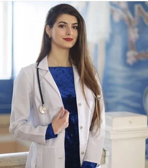 Doctor Pictures Female, Hot Doctors Female, Doctor Dpz, Doctor Dp, Doctor Profile, Doctor Images, Medical Photography, Aesthetic Doctor, Doctor Outfit