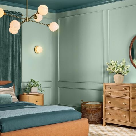 HGTV Home by Sherwin-Williams Color of the Year 2025: Quietude 1 Quietude Sherwin Williams Bedrooms, Parisian Patina Sherwin Williams, Quietude Sherwin Williams, Sherwin Williams Quietude, Cottage Loft, Patina Paint, Paint Trends, Light Sea Green, Airbnb Design