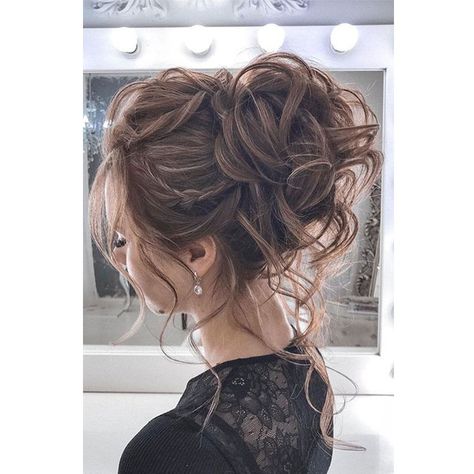 Summer Wedding Hairstyles, Messy Hair Updo, Hair 4c, Romantic Updo, Messy Updo, Elegant Wedding Hair, Hairstyles For Medium Length Hair Easy, Hair Prom, Bridesmaid Hair Updo