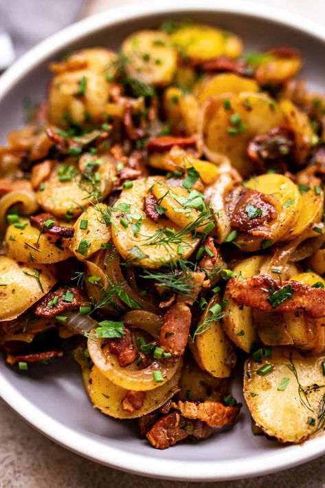 Hot German Potato Salad, Warm Bacon Vinaigrette, Warm Bacon Dressing, Bacon Vinaigrette, Cookout Menu, Salty Recipes, Veggie Main Dishes, Bacon Dressing, Bacon Potato Salad