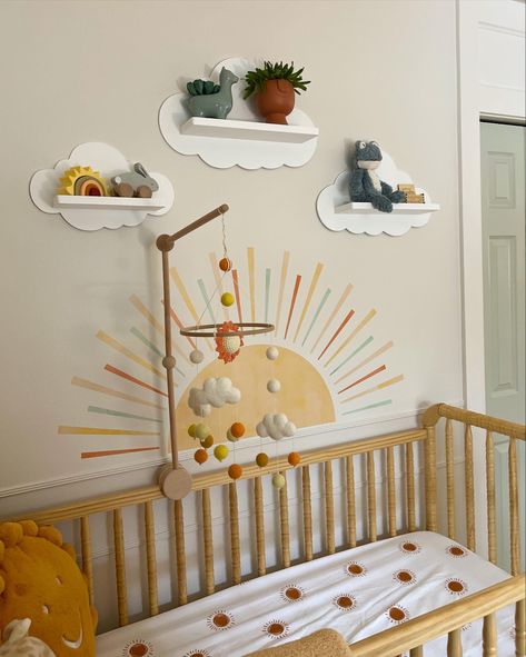 Cozy sunshine nursery Boho Sunshine Nursery Theme, Yellow Themed Nursery, Sun Themed Nursery, Sunshine Themed Nursery, Sunshine Bedroom, Funky Nursery, Nursery Sunshine, Rainbow Nursery Theme, Sun Nursery