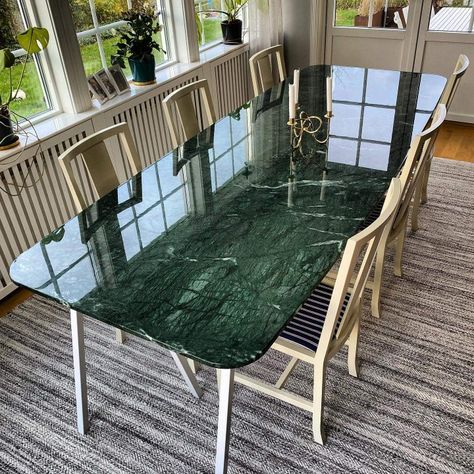 A stylis and smooth, luxurious marble dining table is a sophisticated choise. Dining table made of green marble Verde Guatemala. Granite Dining Table Design, Marble Outdoor Dining Table, Granite Table Dining, Verde Guatemala Kitchen, Granite Top Table, Granite Dining Table Ideas, Donning Table, Marble Top Dining Table Modern, Outdoor Marble Table