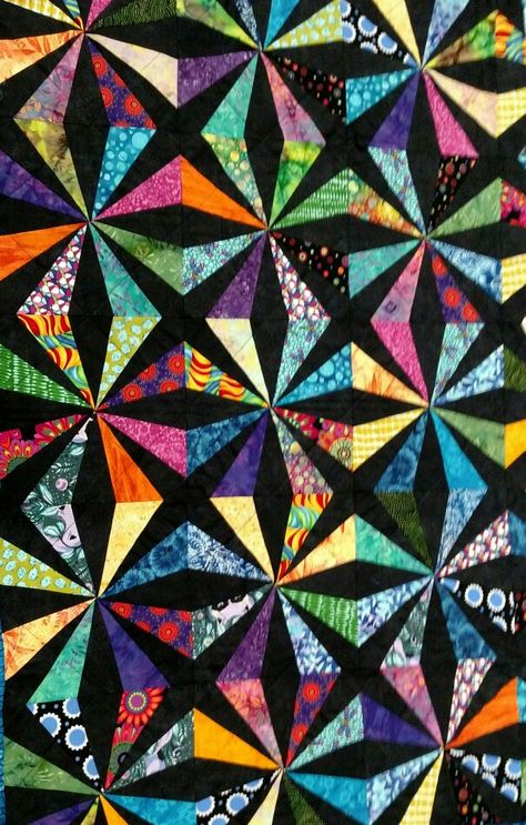 beautiful rainbow-hued quilt on a black background Quilts With Black Background Fabric, Black Background Quilts, Quilts With Black Background, Quilt Background, Bright Quilts, Kaffe Fassett Quilts, Quilt Modernen, Scrappy Quilt Patterns, Quilt Square Patterns