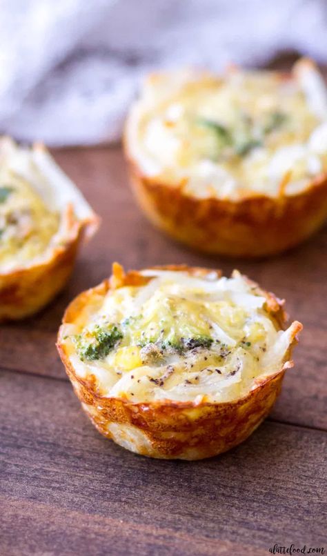 Quiche Cups Breakfast, Broccoli And Cheddar Quiche, Quiche With Hashbrown Crust, Hashbrown Quiche, Classic Quiche, Hash Brown Cups, Broccoli Cheddar Quiche, Quiche Cups, Homemade Quiche