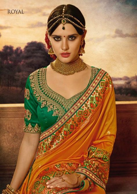 Eugeniya Belousova, Indian Fashion Traditional, Designer Party Wear Saree, Saree Ideas, Matha Patti, India Style, Fashion Blouses, Blouse Designs Silk, Party Wear Saree