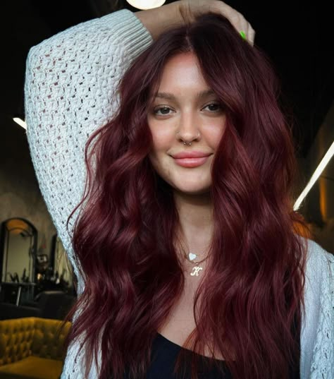 Cherry Red Hair Styles, Burgundy Hair On Fair Skin, Mahogany Hair Color, Ash Blonde Hair Balayage, Red Balayage Hair, Maroon Hair, Magenta Hair, Hair Style Korea, Red Hair Inspo