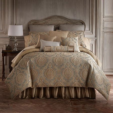 Luxury Comforter Sets, Hotel Bedding, Rose Tree, Down Comforters, Reversible Comforter, Rose Trees, King Comforter Sets, Luxury Bedding Sets, Queen Comforter Sets