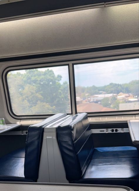 amtrak dining car my pic Train Dining Car, Amtrak Train Aesthetic, Train Ride Aesthetic, Train Interior, Ride Aesthetic, Amtrak Train, Train Ride, Train Car, Train Rides