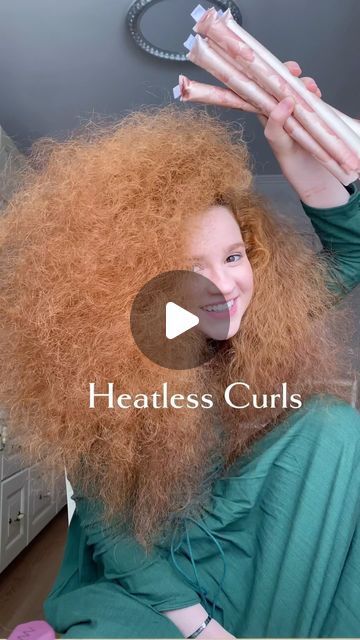 Everyone asked how can you make curls without irons and curling devices that can cause hair damages . Here is my favorite @mykitsch small... | Instagram Lange Hair Curler, Curling Hair Without Curling Iron, Curl Hair Without Curling Iron, Heatless Sock Curls Short Hair, How To Curl Your Hair Without A Curler, Tiny Curling Iron Curls, How To Use Hair Curlers, How To Make Curls, Curls With Curling Iron