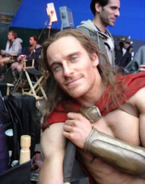 Michael Fassbender on set of 300 Michael Fassbender 300, Tom Wisdom, Warrior Images, Spartan Warrior, Movie Set, Male Makeup, Movie Director, Human Male, American English