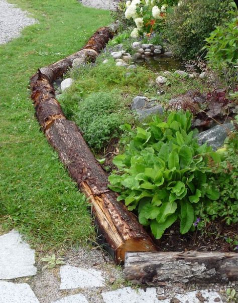 Wood Garden Steps, Wooden Garden Edging, Front Porch Ideas, Garden Yard Ideas, Woodland Garden, Garden Edging, Garden In The Woods, Garden Borders, Wooden Garden