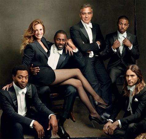 If It's Hip, It's Here: Vanity Fair's 2014 Hollywood Issue Cover, Close Up & Behind The Scenes. Vanity Fair Hollywood Issue, Bridal Party Photos Group Shots, Anne Leibovitz, Annie Leibovitz Photography, Group Photo Poses, Group Picture Poses, Band Photoshoot, Vanity Fair Magazine, Shooting Studio