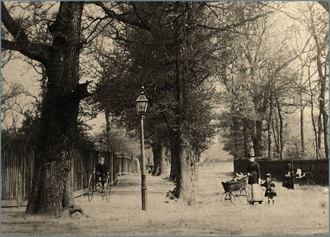 Really old! Fosse Road/Westcotes Drive c.1876 Street Photography Paris, Philippines Culture, Fire Photography, Filipino Culture, Manila Philippines, Mayan Ruins, Ho Chi Minh City, Film Stills, Vintage Pictures