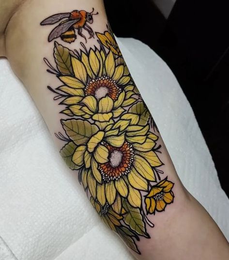 Neo Traditional Fox Tattoo, Traditional Fox Tattoo, Neo Trad Flowers, Neotraditional Flower Tattoo, Traditional Sunflower, Baddie Leg Tattoos, Botanical Reference, Sleeve Reference, Nature Sleeve