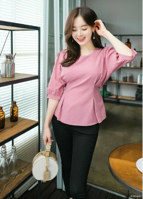 Tops With Palazzo Pants, Western Tops For Women Classy, Office Wear Women Work Outfits, Western Tops For Women, Korean Trends, Pants Western, Western Kurtis, Kurtis Designs, Best Casual Dresses