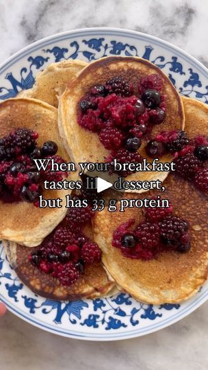 24 reactions · 12 comments | High protein pancakes made with NO protein powder and NO protein pancake mixes. So easy, so delicious! 

❤️ Share this recipe with someone who can’t stop putting cottage cheese in everything, and hit “save” on this post to try it later. 

This recipe makes 2 servings. 

➡️ Combine in blender:

✅ 2 whole eggs
✅ 4 egg whites
✅ 1 cup fat-free cottage cheese
✅ 1/2 cup whole wheat flour - or flour of choice
✅ Dash of salt
✅ 1 tsp baking powder
✅ Sweetener of choice - I used 4 packets @truvia

➡️ Heat pan over medium flame, and pour out pancakes directly from blender into pan. I sprinkle chocolate chips on top as they cook! Wait for them to bubble firmly, then flip. They only take a few short minutes on each side, and they come out golden, delicious, and unbelievably High Protein Pancakes, Protein Pancake Mix, Pancake Mix, Protein Pancakes, Whole Eggs, Whole Wheat Flour, Egg Whites, Whole Wheat, Wheat Flour