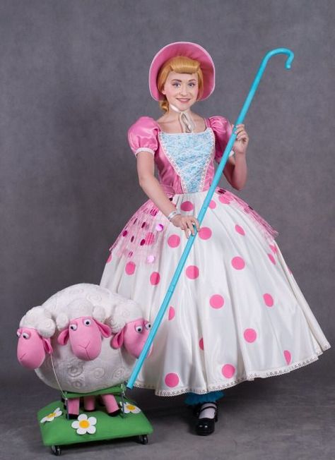 Disfraz Toy Story, Little Bo Peep Costume, Bo Peep Toy Story, Toy Story Crafts, Toy Story Halloween, Toy Story Costumes, Book Character Costumes, Kids Costumes Boys, Toy Story Birthday Party