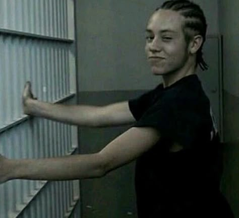 Shameless Carl Gallagher, White Boy Carl, Carl Shameless, Ethan Cutkosky, Carl Gallagher, Teen Fiction, My Bad, Celeb Crushes, A Man