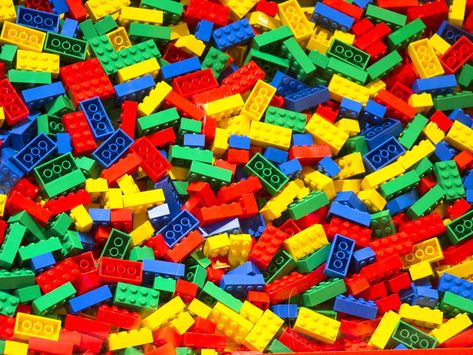 A New Zealand boy found a missing Lego piece in his nose Thrawn Ascendancy, Dozen Red Roses, Harry Potter Set, Lego Gifts, Lego Animals, Lego Store, Lego Blocks, Lego Pictures, Lego Pieces