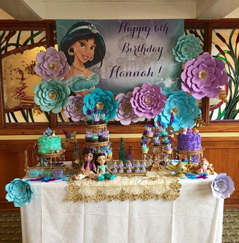 719 Likes, 16 Comments - paper flower BACKDROPS (@sydneypaperflowers) on Instagram: “#INSPO✂✂ OMG! Look at this themed dessert table one of paper florists created! Bravo…” Aladdin Theme Decoration, Jasmine Birthday Decorations, Aladdin Table Centerpiece, Alladin Birthday Party Decorations, Jasmine Birthday Table Decorations, Princess Jasmine Party, Arabian Party, Princess Jasmine Birthday Party, Aladdin Birthday Party