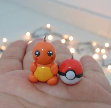 Charmander Clay, Easy Clay Sculptures, Precious Metal Clay Jewelry, Clay Keychain, Clay Diy Projects, Clay Crafts Air Dry, Polymer Clay Jewelry Diy, Clay Mugs, Cute Polymer Clay