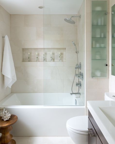 These tricks I'm about to show you can be applied to any type of room.  However, in a bathroom, they are particularly important. Spa Inspired Bathrooms, Makeover Kamar Mandi, Toronto Interior Design, Small Space Bathroom, Sepang, Bad Inspiration, Decor Baie, Bathroom Photos, Spa Inspiration