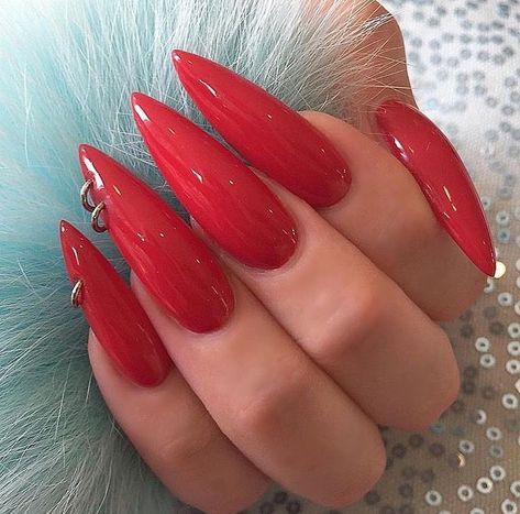 Classic Red Stiletto w Silver Hoops Wolverine Nails, Natural Gel Nails, Squoval Nails, Super Cute Nails, Fake Nails With Glue, Exotic Nails, Dream Nails, 3d Nail Art, Gel Manicure