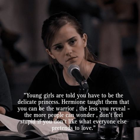 Emma Watson Motivation Quote, Emma Watson Motivate, Emma Watson Quotes Smart, Emma Watson Book List, How To Look Like Emma Watson, Emma Watson Study Motivation, Belle Emma Watson Aesthetic, Hermoine Granger Study Motivation, Emma Watson Studying