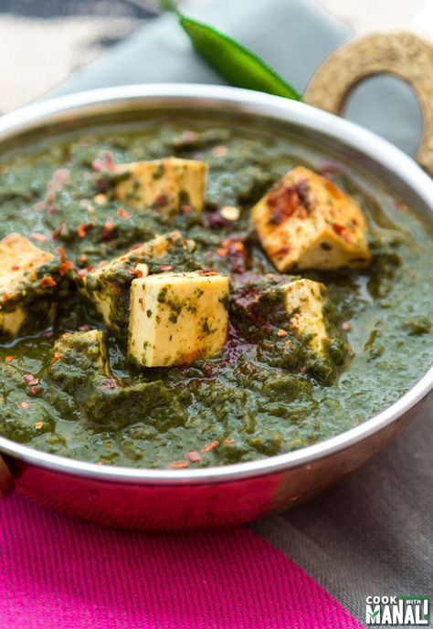 Keto Indian Food, Palak Paneer Recipe, Tofu Curry, Paneer Recipe, Spinach Curry, Veggie Delight, Recipes Indian, Paneer Recipes, Curry Sauce