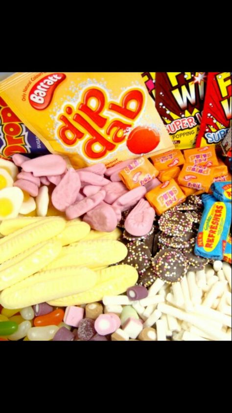 Pink shrimps 2000s Food, Penny Sweets, Old Sweets, Uk Sweets, Old Fashioned Sweets, British Sweets, Vintage Sweets, Nostalgia 2000s, Penny Candy