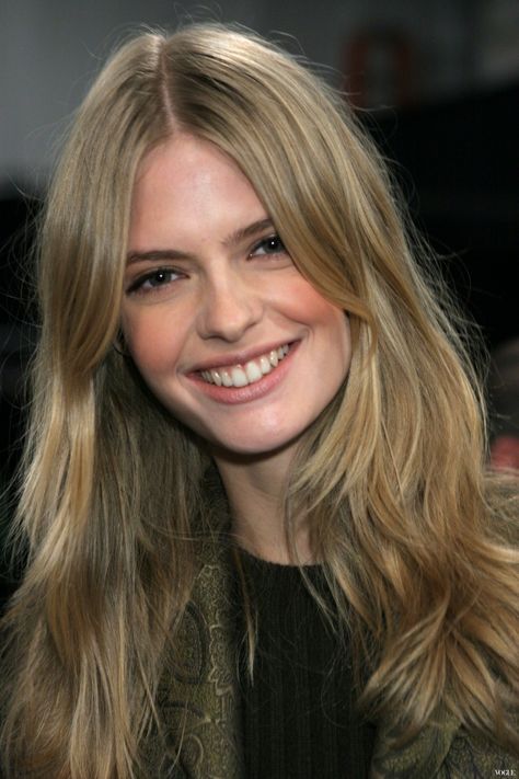 Julia Stegner Julia Stegner, German Beauty, Young And Beautiful, Actresses, Celebrities, Hair, Beauty