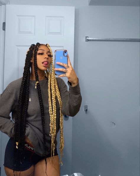 Blonde Jumbo Braids, Blonde Box Braids, Big Braids, Big Box Braids Hairstyles, Jumbo Box Braids, Black Ponytail Hairstyles, Cute Box Braids Hairstyles, Twist Braid Hairstyles, Aesthetic Streetwear