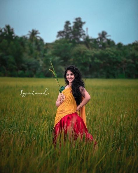 Half Saree Outdoor Stills, Nature Photoshoot Men, Outdoor Stills, Onam Shoot, Kerala Photography, Nature Photoshoot, Saree Poses, Indian Photoshoot, Photo Poses For Couples