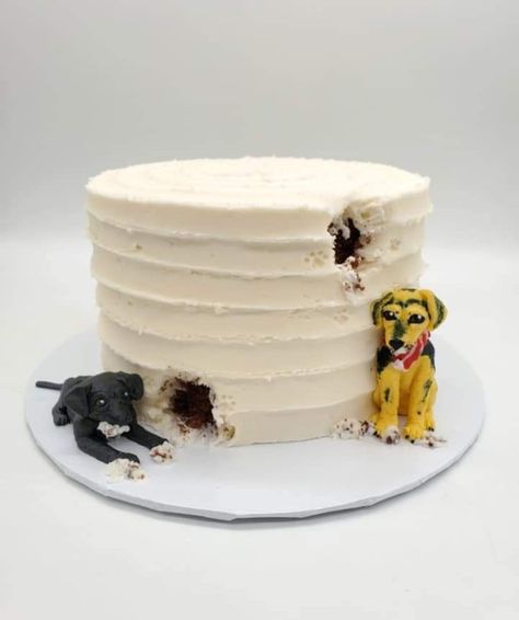 Cakes That Look Like Dogs, Buttercream Dog Cake, Dog Party Cake Ideas, Husky Dog Cake, Pet Themed Birthday Cake, Cake With Dogs On It, Cake With Dog Design, Pawprint Cake, Dog Cake Decoration