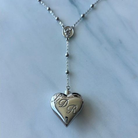 Silver Heart Locket Aesthetic, Lana Del Rey Locket, Lana Del Rey Necklace, Lana Del Rey Rosary Necklace, Lana Del Rey Necklace Silver, A&w Necklace Lana Del Rey, Vintage Silver Locket Necklace For Valentine’s Day, Coquette Diy, Y2k Accessories