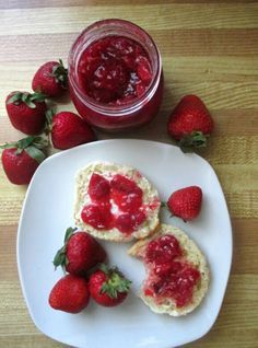 Strawberry Jam Made With Jello, Jello Jelly Recipes, Jello Jam Recipes, Strawberry Jam With Jello Recipe, Strawberry Jam With Jello, Jam With Jello, Refrigerator Strawberry Jam, Sour Cream Banana Muffins, Freezer Jams