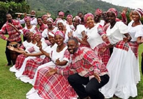 Jamaica folk dancers in national costume. Jamaican Bandana Outfits, Golden Castle, Bandana Outfit, Bandana Dress, National Costume, Graduation Outfit, Teaching Kids, Jamaica, Wonders Of The World