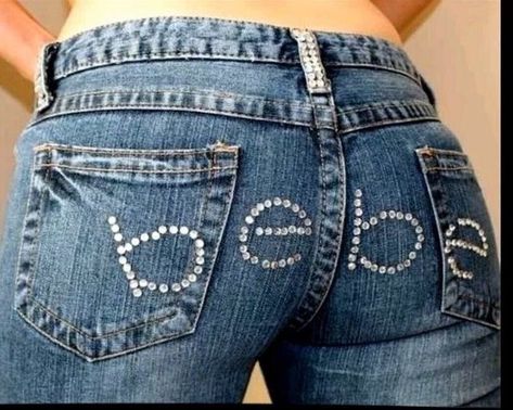 Bedazzled Outfit, Bedazzled Jeans, Mcbling Fashion, Bebe Jeans, Outfits 2000s, Bling Jeans, Rhinestone Jeans, 2000s Clothes, Jeans Outfits