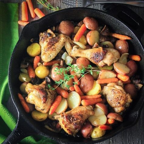 Cast Iron Chicken and Potatoes (One Pan Dish) - Simply Home Cooked Cast Iron Chicken Breast, Cast Iron Skillet Recipes Dinner, Cast Iron Chicken, Seared Chicken Breast, Chicken And Potatoes, Iron Skillet Recipes, Easy Chicken Breast, One Pan Chicken, Cast Iron Skillet Recipes