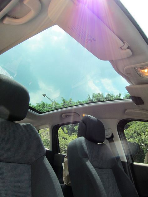 Panoramic Sunroof (Peugeot 3008) Panoramic Sunroof Cars, Sunroof Car Photography Aesthetic, Sunroof Aesthetic, Sunroof Car Aesthetic, Car With Sunroof, Sunroof Car, Car Snaps, Luxury Lifestyle Travel, Panoramic Sunroof