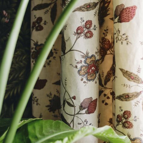 A detail of our "Provencal Indienne" on a linen and cotton ground. This repeat design is inspired by a beautiful 18th century Chintz from the south of France depicting interlacing flowers and fruits. Also available on wallpaper. #18thcenturychintz #frenchchintz #antiquechintz #chintz #chintzfabric #flowers #fruits #ikselscenicwallpaper #scenicwallpaper #fresco #fresque #fresko #panoramicwallpaper #papierpeint #papelpintado #papierpeintpanoramique #cartadaparatipanoramica #muralwallpaper #m... Furnishing Fabrics, Repeat Design, Chintz Fabric, Scenic Wallpaper, On Wallpaper, The South Of France, South Of France, Mural Wallpaper, The South