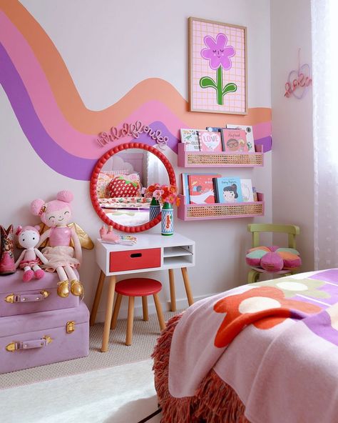 SPARK JOY AND FUN: CREATING AN ENERGY-BOOSTING KID'S ROOM - Kids Interiors Little Toddler Girl Bedroom Decor, Girls Toy Room Ideas, Little Kid Bedroom Ideas Girl, Bedroom Ideas Girls Kids, Eight Year Old Girl Bedroom, Fun Girls Bedroom Ideas, Kids Girl Bedroom Ideas, Pink Room Ideas For Kids, Kids Girl Room Ideas