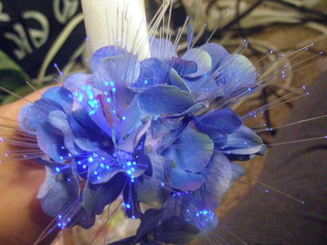 Light Up Flower Crown, Led Flower Crown, Diy Tiara, Daisy Crown, Diy Corsage, Glowing Flowers, Diy Flower Crown, Led Flower, Leaf Crown